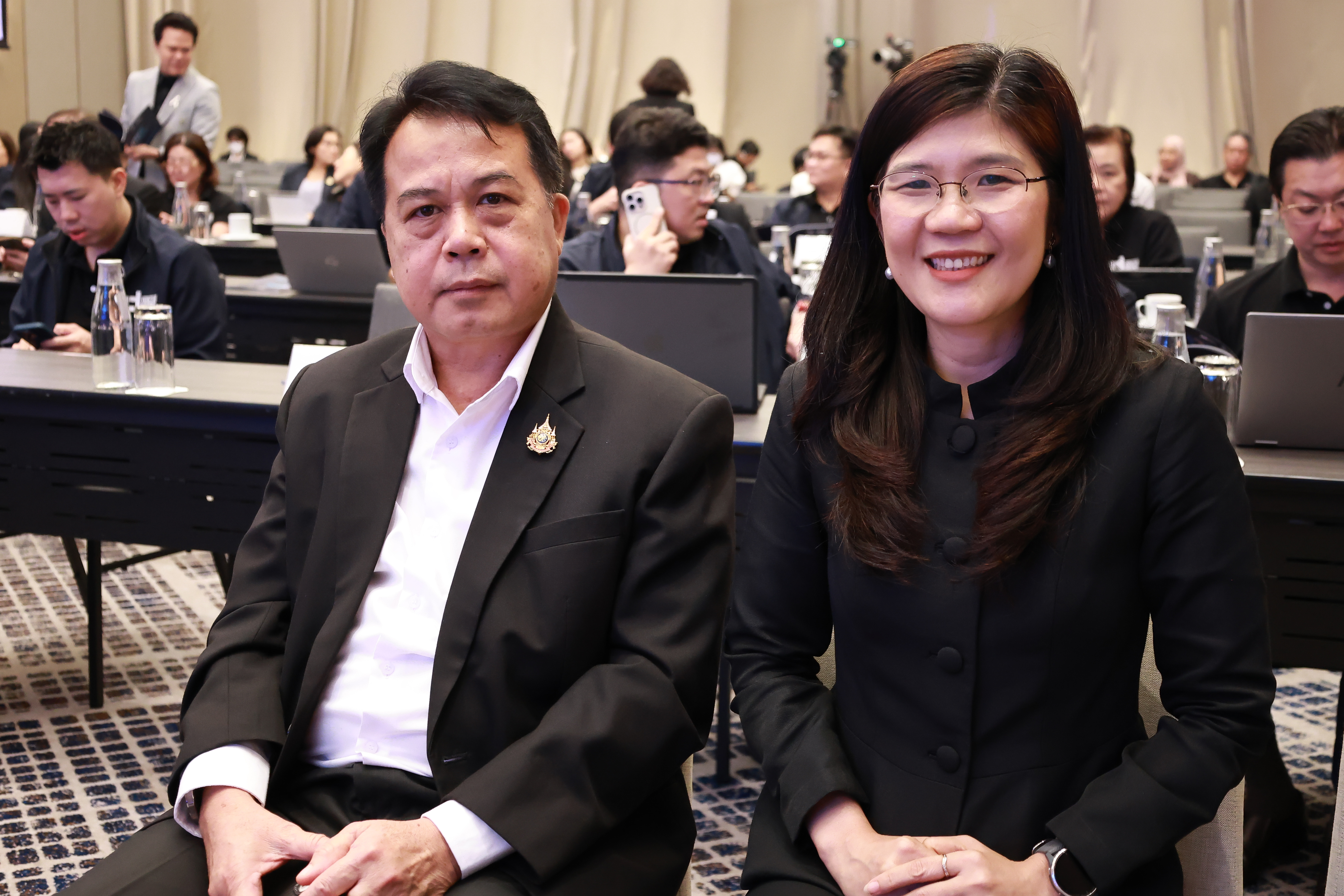 title - รองเลขาฯ ส.ป.ก. ร่วมงาน ITD ผนึกกำลังสมองชั้นนำ ระดมข้อเสนอเชิงนโยบาย ขับเคลื่อน 4 ยุทธศาสตร์ เปลี่ยนเกมเศรษฐกิจไทย